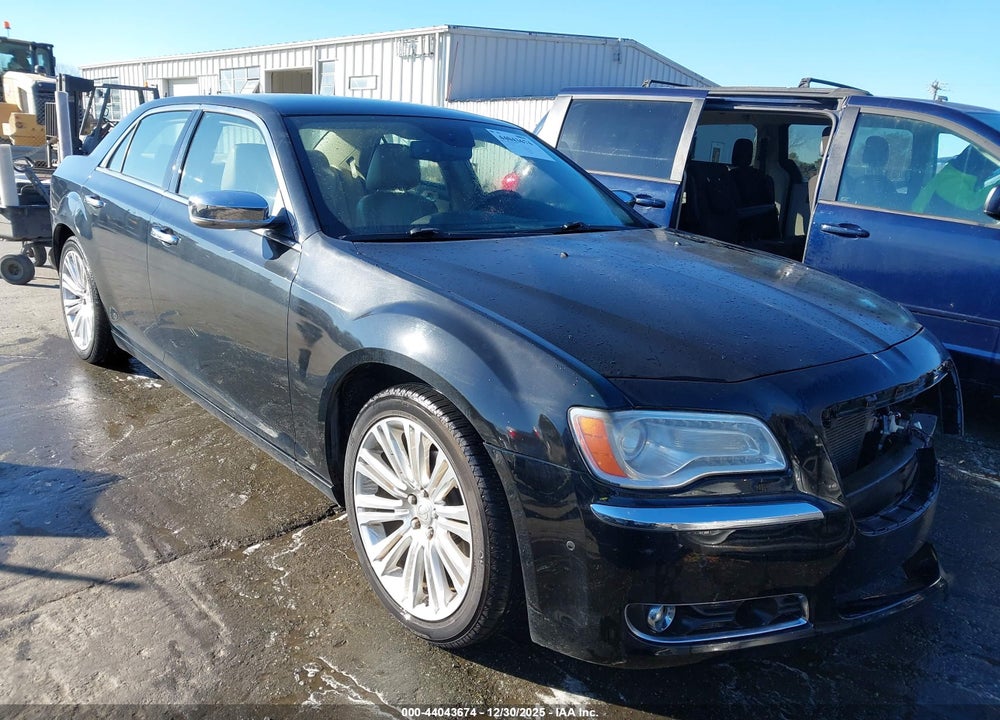 2011 CHRYSLER 300 LIMITED VIN: 2C3CA5CG5BH595396