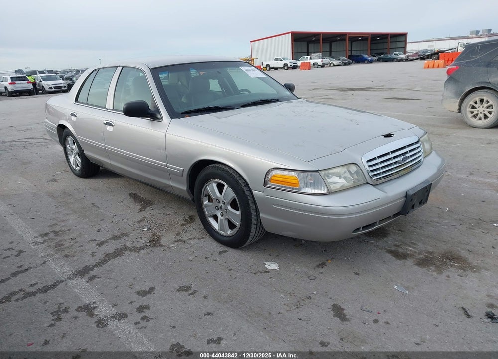 2008 FORD CROWN VICTORIA LX VIN: 2FAFP74V08X171077