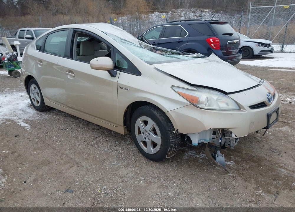 2011 TOYOTA PRIUS THREE VIN: JTDKN3DU2B0313692