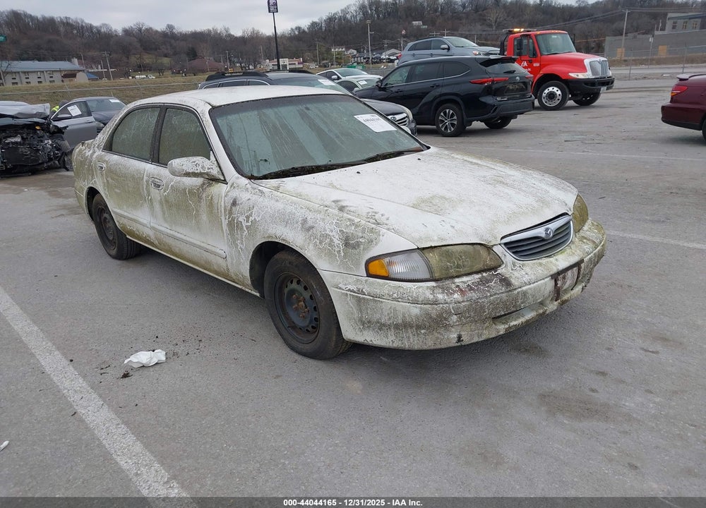 1998 MAZDA 626 DX/LX VIN: 1YVGF22C5W5778929