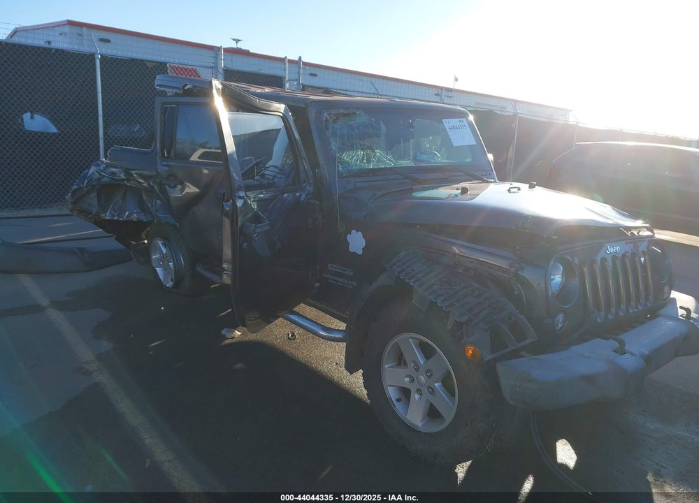 2016 JEEP WRANGLER UNLIMITED SPORT VIN: 1C4BJWDG1GL348933