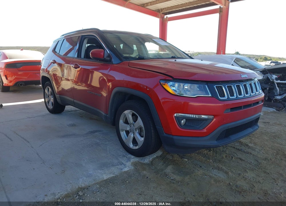 2018 JEEP COMPASS LATITUDE FWD VIN: 3C4NJCBB5JT240846