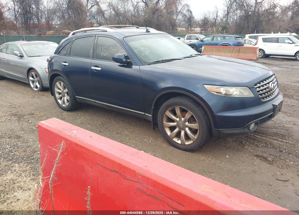 2005 INFINITI FX35 VIN: JNRAS08W35X206838