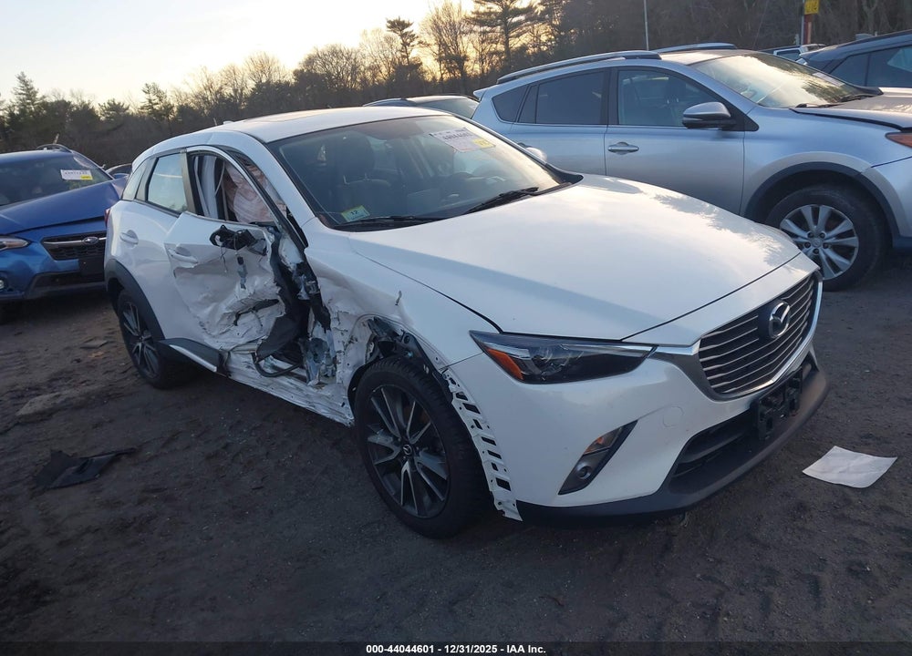 2016 MAZDA CX-3 GRAND TOURING VIN: JM1DKFD73G0128023