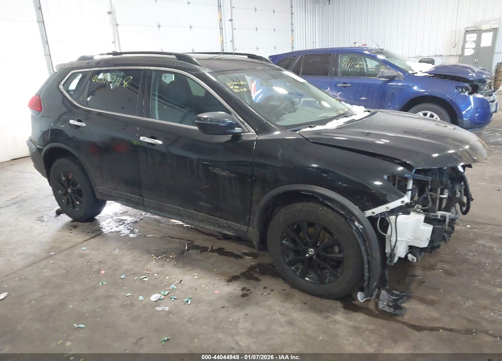 2017 NISSAN ROGUE SV VIN: 5N1AT2MV4HC848045