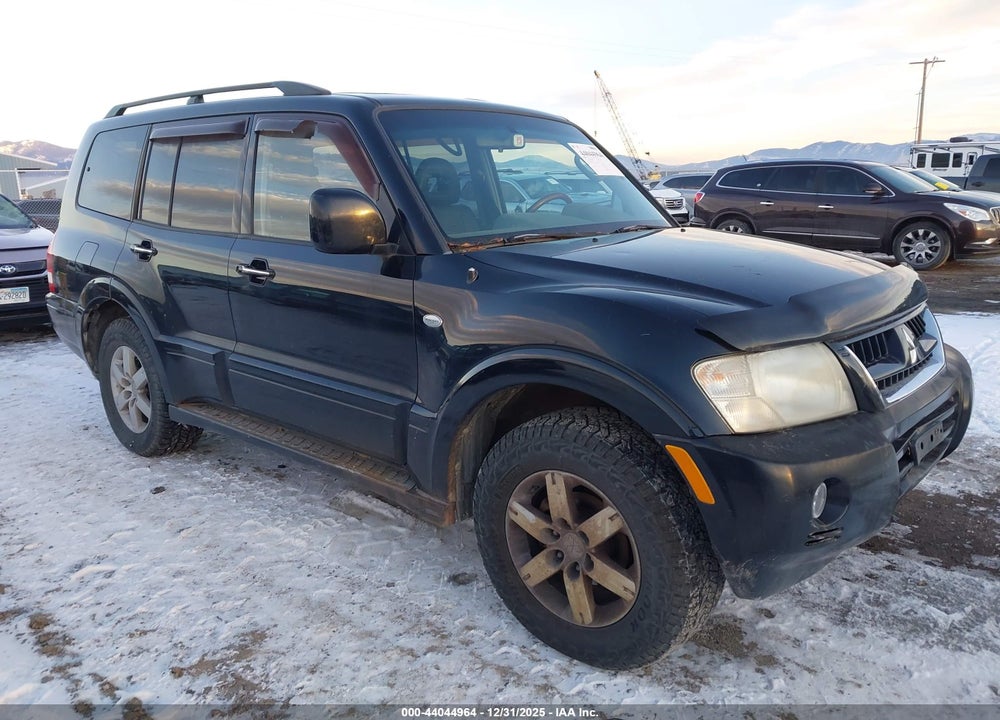2005 MITSUBISHI MONTERO LIMITED VIN: JA4MW51S95J004699
