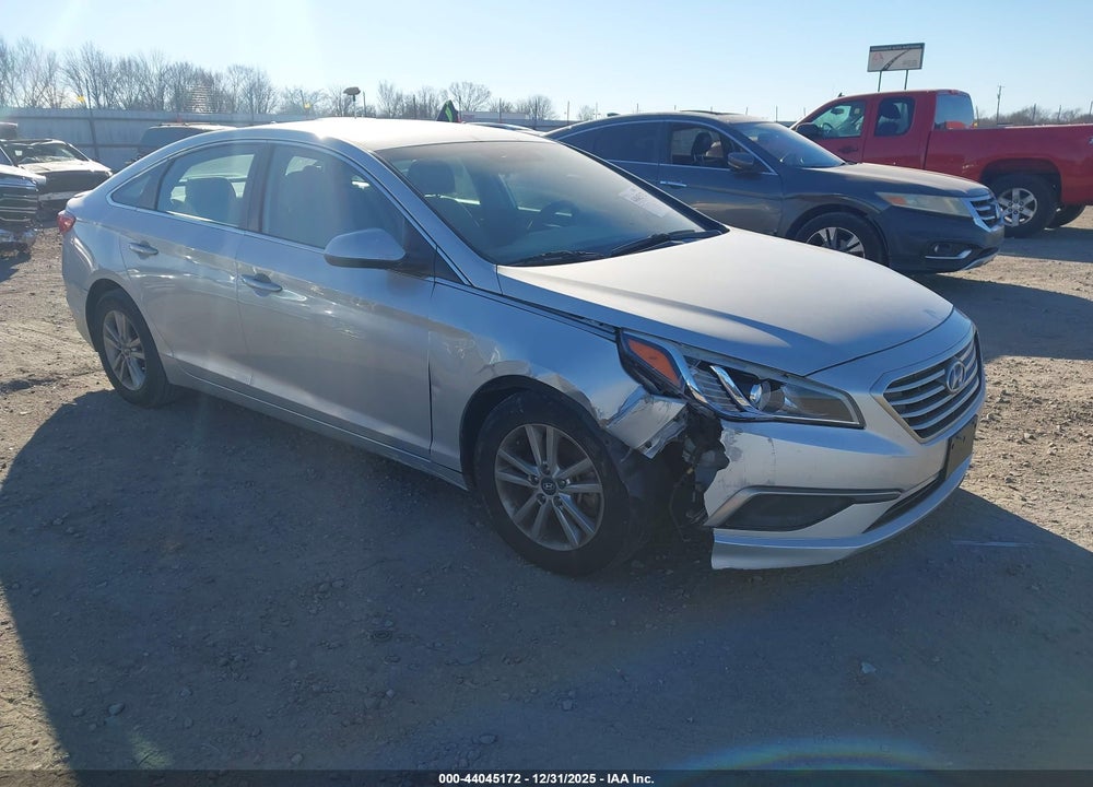 2017 HYUNDAI SONATA VIN: 5NPE24AF7HH492261