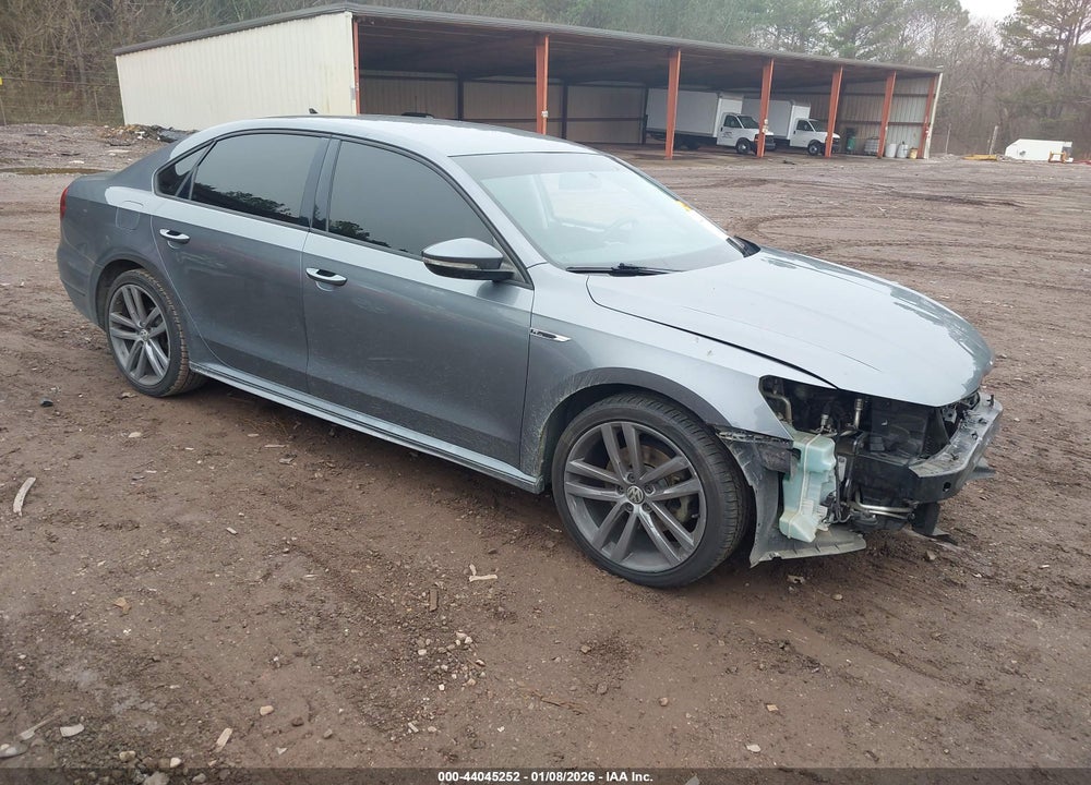 2018 VOLKSWAGEN PASSAT 2.0T R-LINE/2.0T S VIN: 1VWAA7A32JC027197