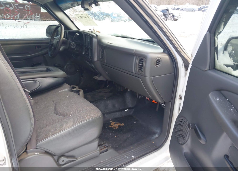 2004 CHEVROLET SILVERADO 1500 WORK TRUCK VIN: 1GCEC14V84Z325599