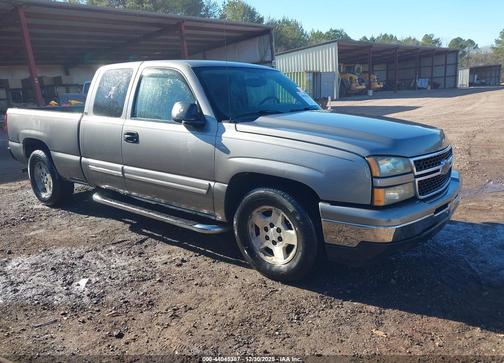 2007 CHEVROLET SILVERADO 1500 CLASSIC LT1 VIN: 1GCEC19Z67Z176836