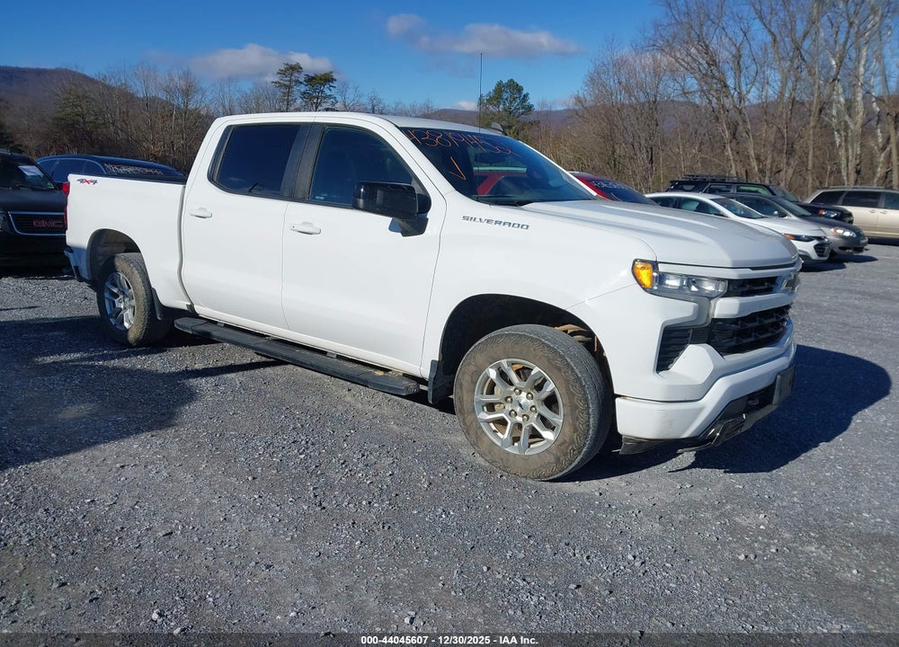 2023 CHEVROLET SILVERADO 1500 4WD  SHORT BED RST VIN: 2GCUDEED9P1100045