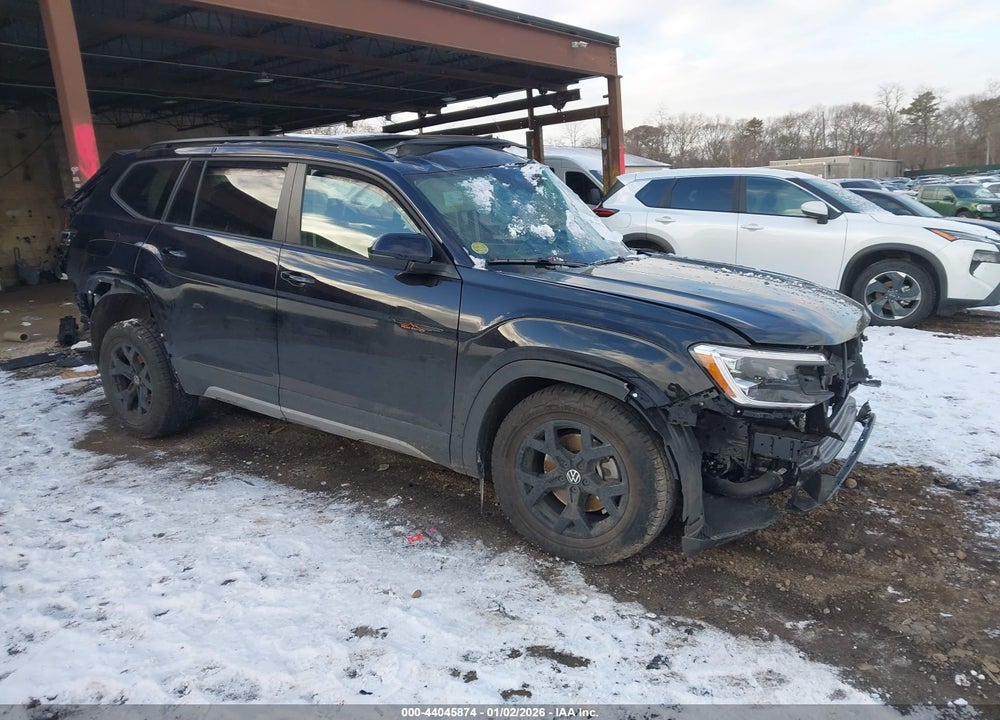 2025 VOLKSWAGEN ATLAS 2.0T PEAK EDITION VIN: 1V2CR2CA7SC545972