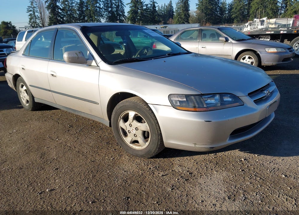 1999 HONDA ACCORD LX VIN: JHMCG564XXC011272