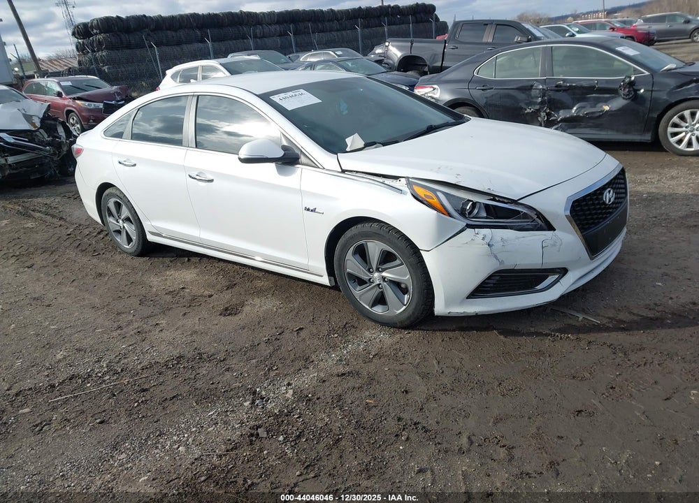 2016 HYUNDAI SONATA HYBRID LIMITED VIN: KMHE34L12GA025751