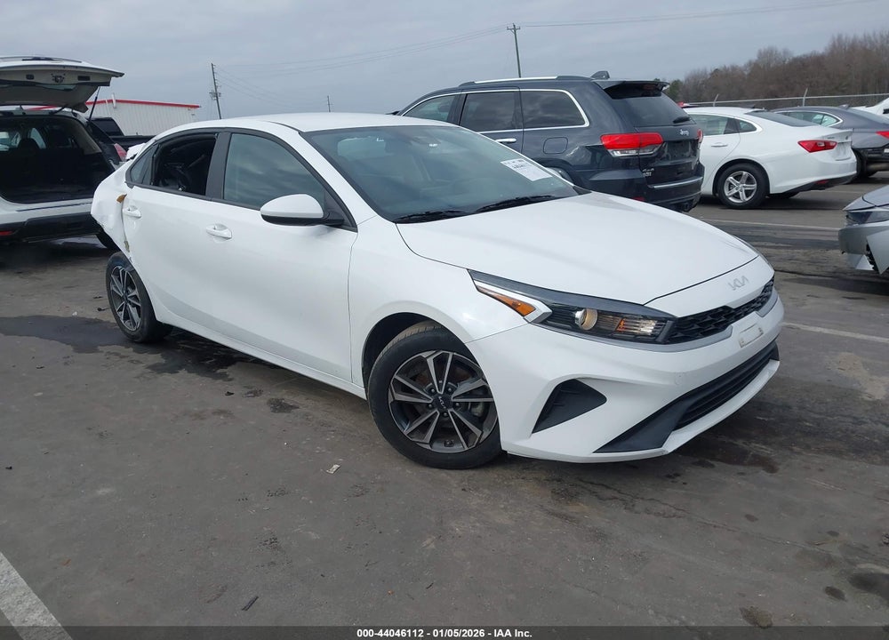 2023 KIA FORTE LX VIN: 3KPF24AD8PE575946