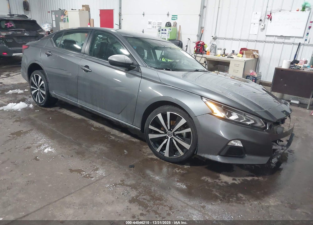 2021 NISSAN ALTIMA SR FWD VIN: 1N4BL4CV4MN305675