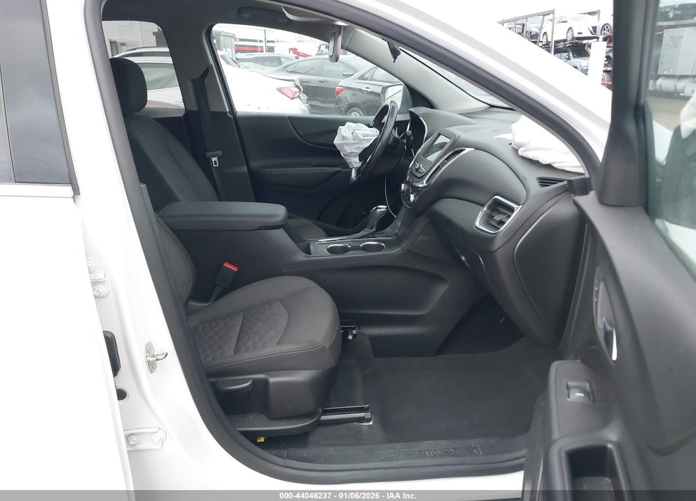 2019 CHEVROLET EQUINOX LT VIN: 2GNAXUEV5K6148111