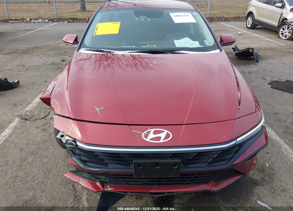2024 HYUNDAI ELANTRA SEL VIN: KMHLM4DG8RU781920