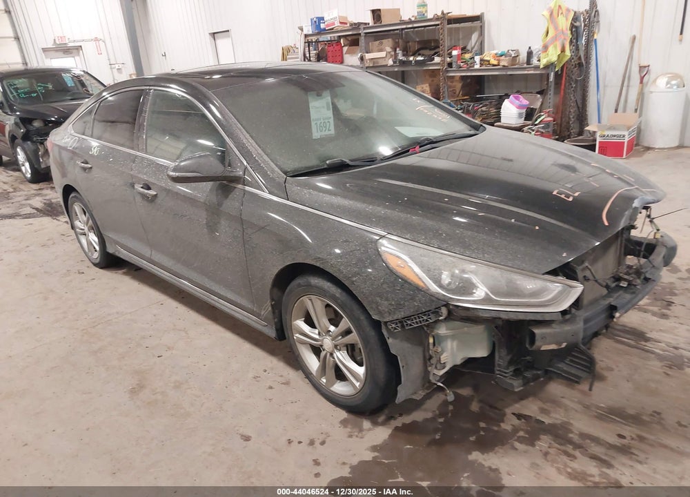 2018 HYUNDAI SONATA SPORT VIN: 5NPE34AF2JH643638
