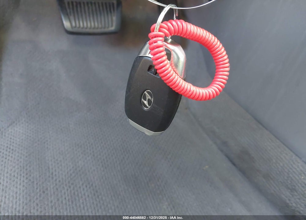 2021 HYUNDAI ELANTRA SEL VIN: KMHLM4AG2MU120526