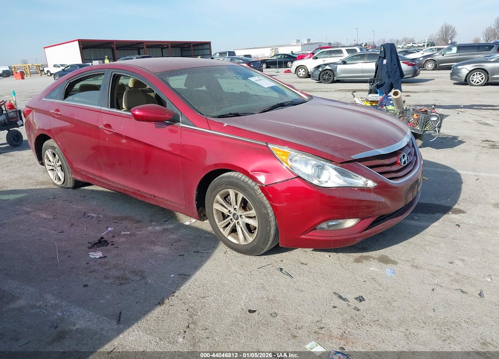 2013 HYUNDAI SONATA GLS VIN: 5NPEB4AC4DH630953