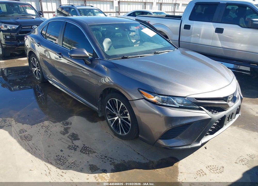 2020 TOYOTA CAMRY SE VIN: 4T1G11AK3LU402105