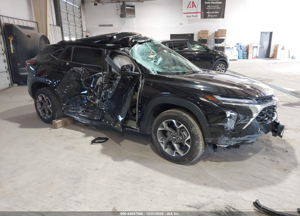 2024 CHEVROLET TRAX FWD LT VIN: KL77LHE21RC003352