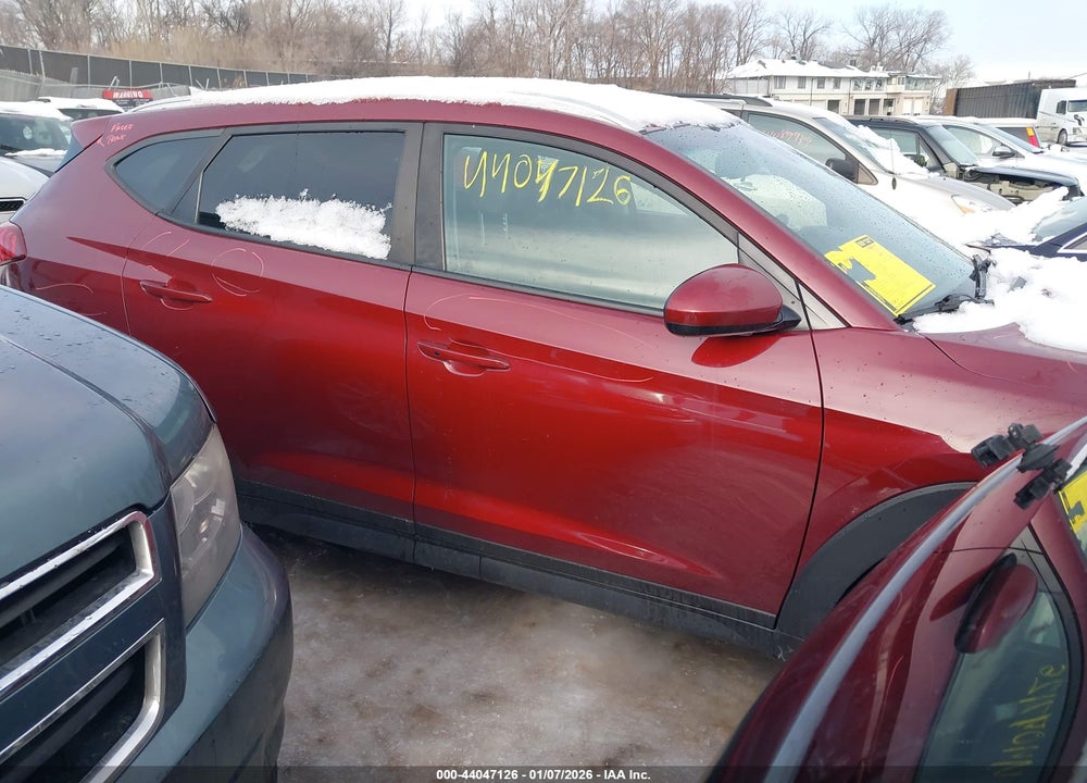 2019 HYUNDAI TUCSON VALUE VIN: KM8J3CA41KU910018