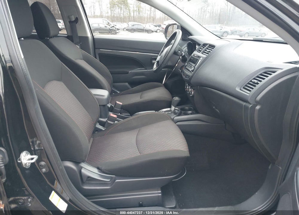 2017 MITSUBISHI OUTLANDER SPORT 2.0 LE VIN: JA4AP3AU1HZ061507