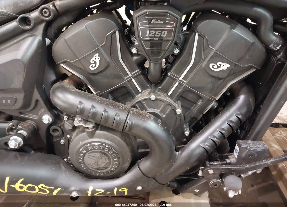 2025 INDIAN MOTORCYCLE CO. SCOUT BOBBER LIMITED +TECH VIN: 56KSBF768S3026051