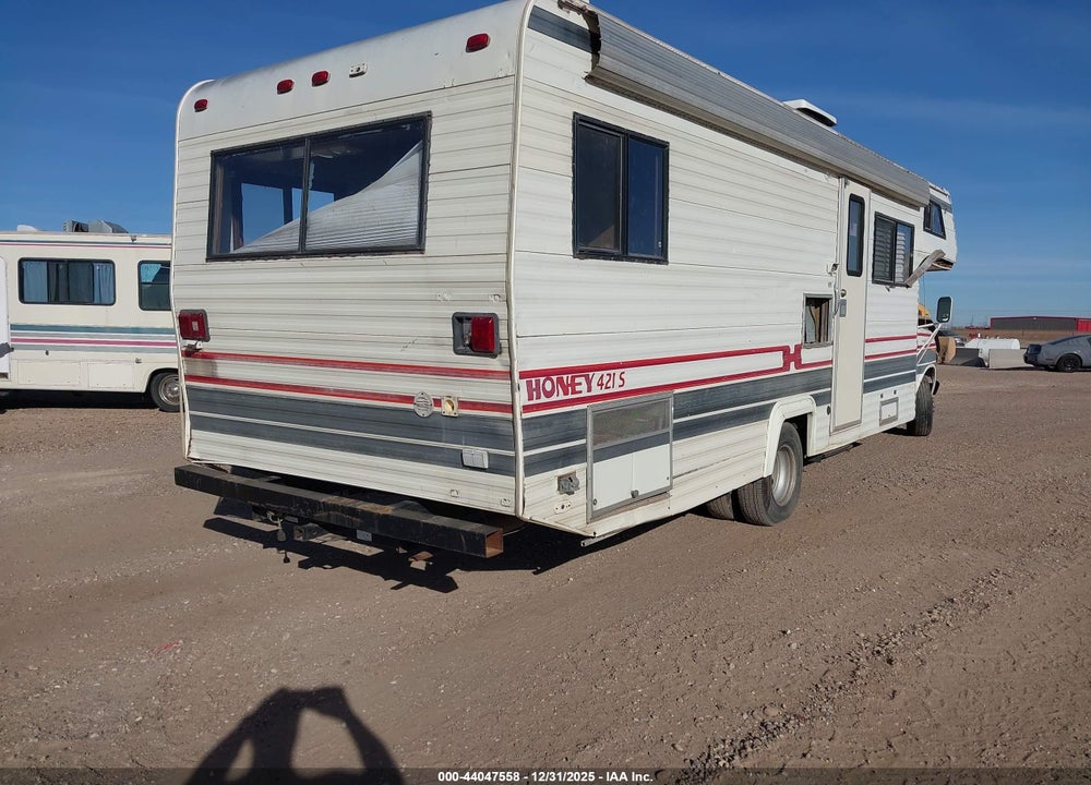 1988 FORD ECONOLINE E350 CUTAWAY VAN VIN: 1FDKE30GXJHB43089