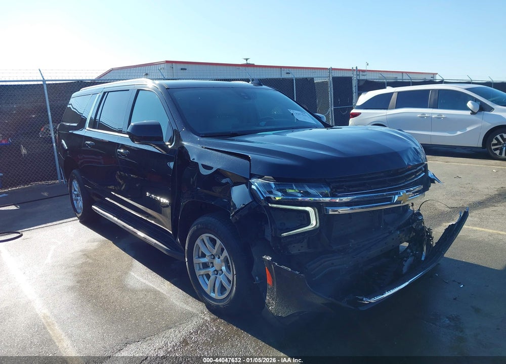2022 CHEVROLET SUBURBAN 2WD LT VIN: 1GNSCCKD4NR165643