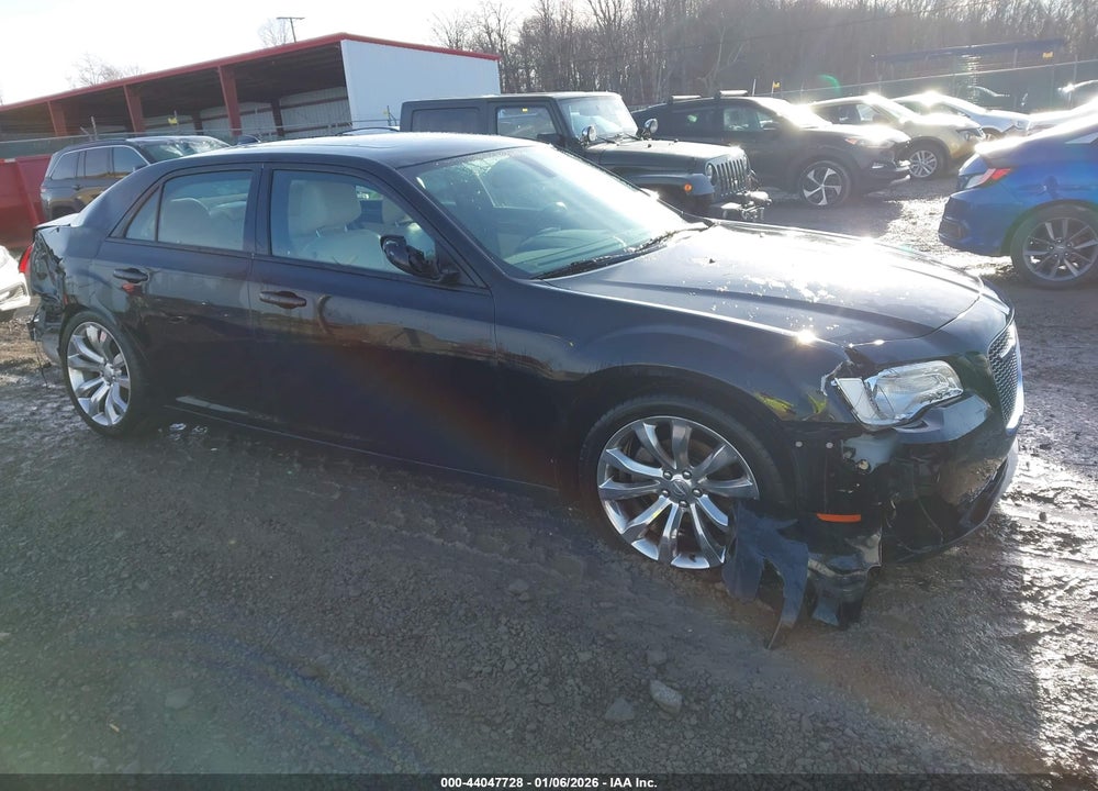 2017 CHRYSLER 300 LIMITED VIN: 2C3CCAAG7HH582504