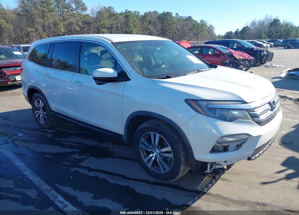 2018 HONDA PILOT EX VIN: 5FNYF5H36JB021225