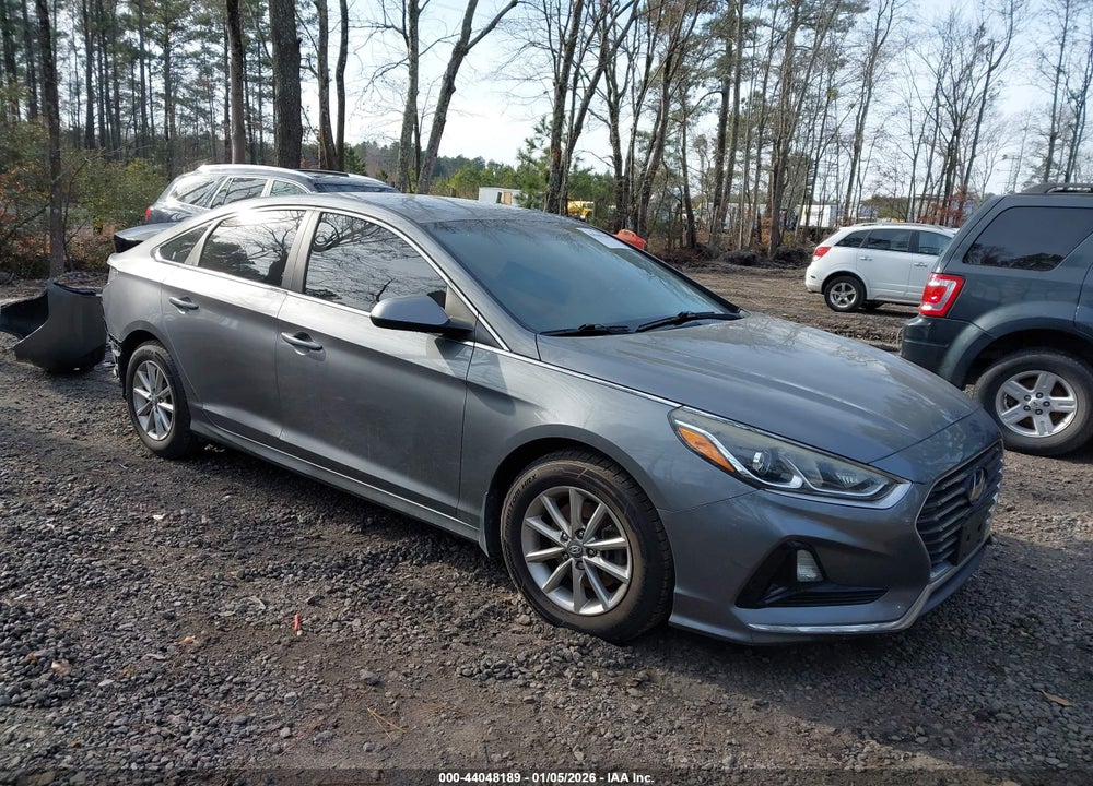 2018 HYUNDAI SONATA VIN: 5NPE24AF0JH696924