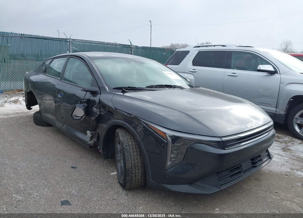 2025 KIA K4 LXS VIN: 3KPFT4DE5SE166569