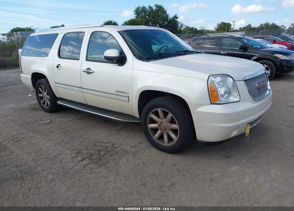 2013 GMC YUKON XL 1500 DENALI VIN: 1GKS2MEF4DR378707