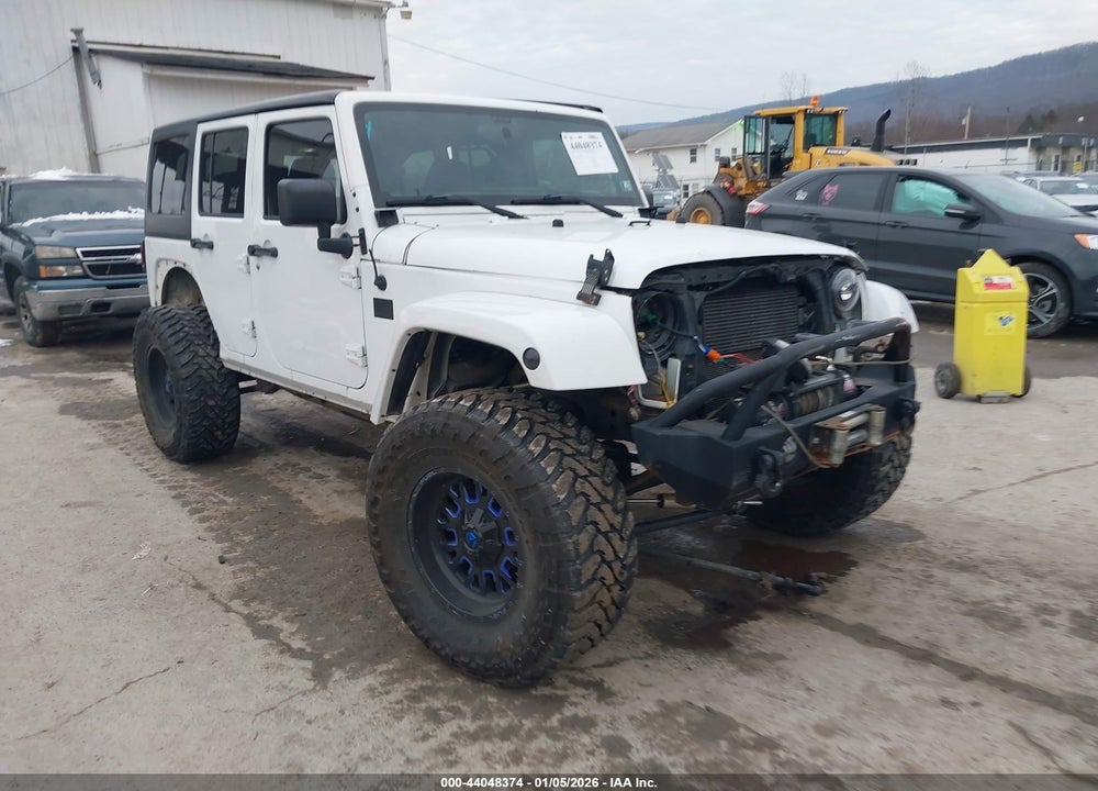 2015 JEEP WRANGLER UNLIMITED SPORT VIN: 1C4BJWDG4FL519110