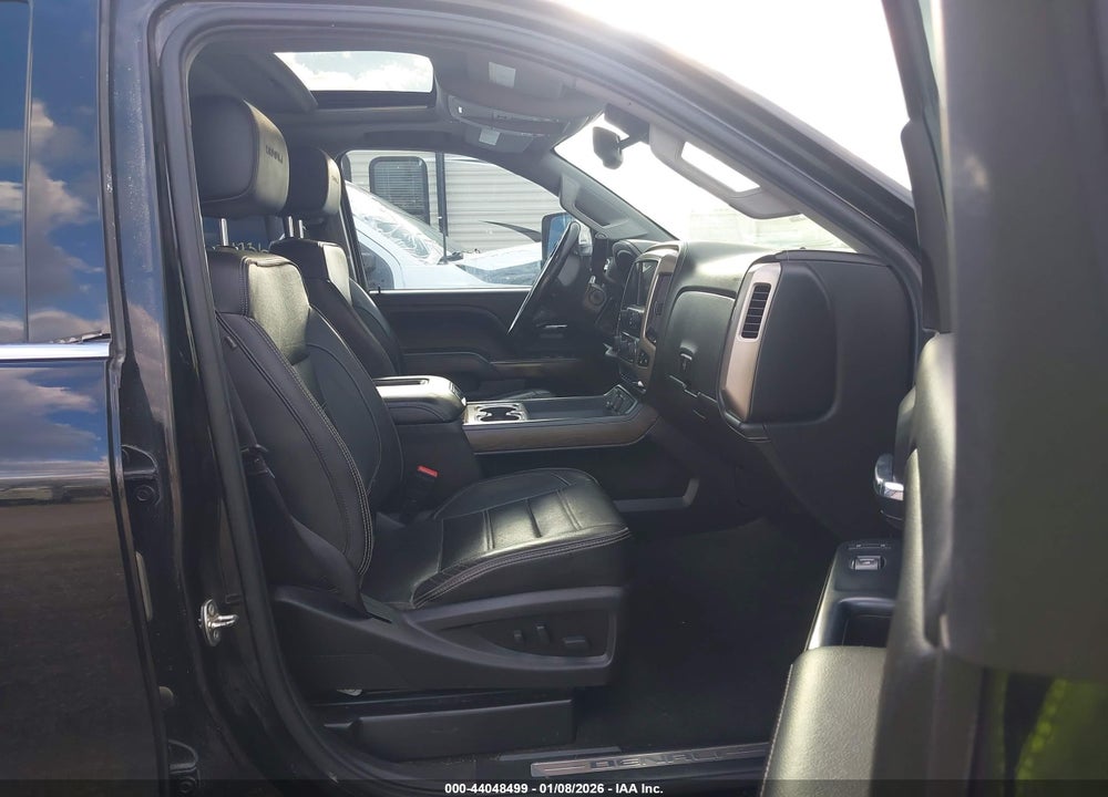 2018 GMC SIERRA 3500HD DENALI VIN: 1GT42YEYXJF152522