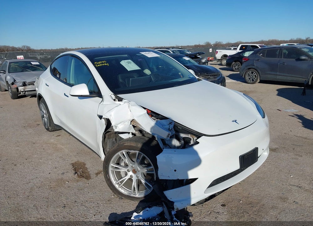 2021 TESLA MODEL Y LONG RANGE DUAL MOTOR ALL-WHEEL DRIVE VIN: 5YJYGDEEXMF071658