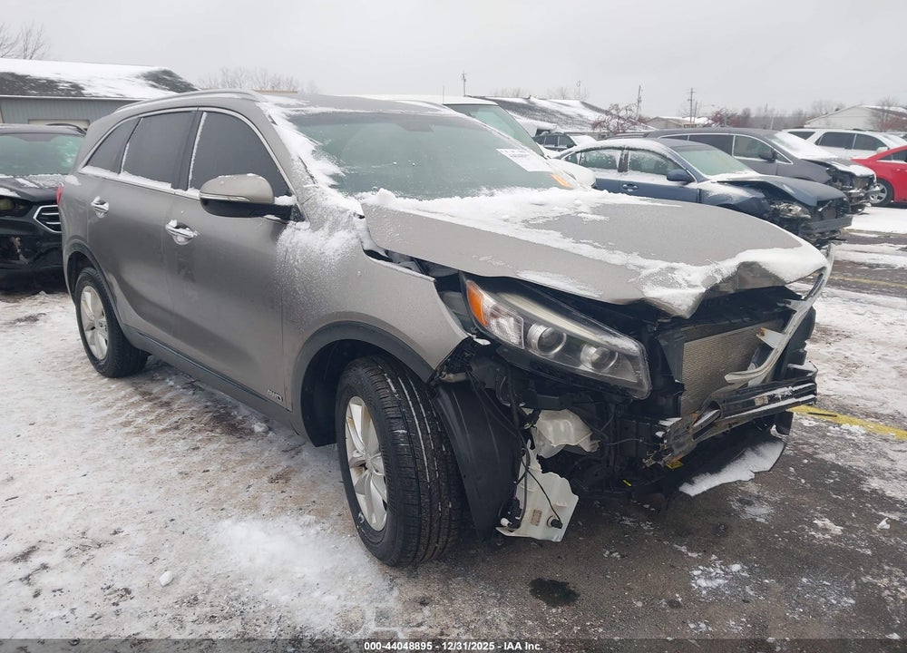 2016 KIA SORENTO 2.4L LX VIN: 5XYPGDA35GG181482