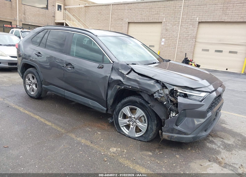 2022 TOYOTA RAV4 XLE VIN: 2T3P1RFV4NW284576