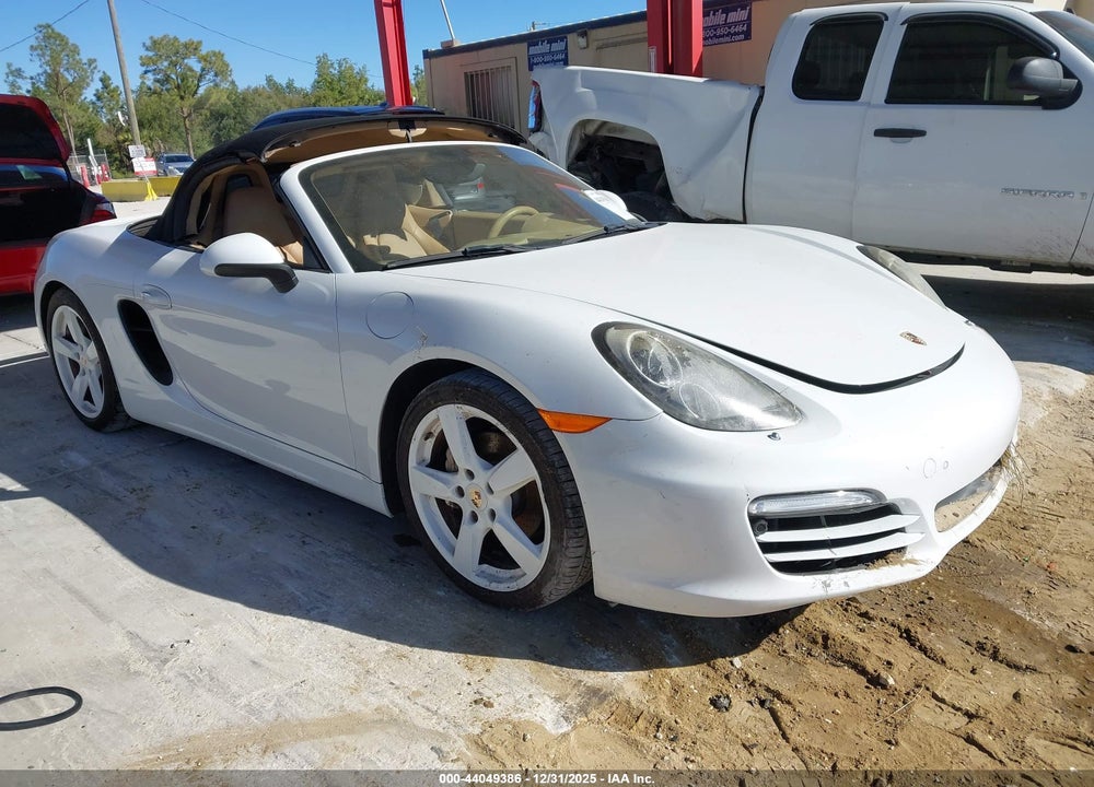 2014 PORSCHE BOXSTER VIN: WP0CA2A85EK120477