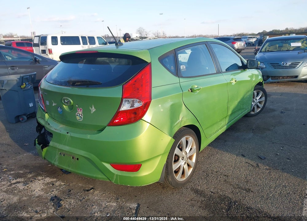 2013 HYUNDAI ACCENT SE VIN: KMHCU5AEXDU091006