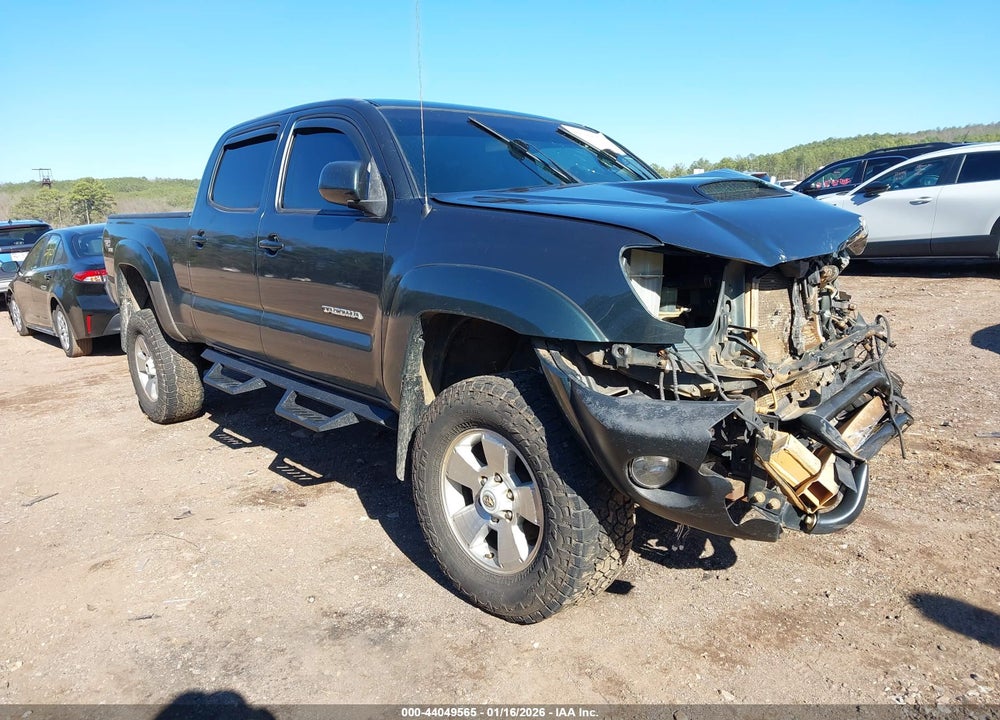2011 TOYOTA TACOMA BASE V6 VIN: 3TMMU4FN0BM032950