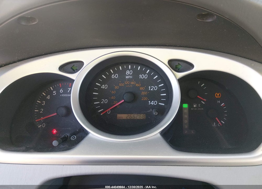 2005 TOYOTA HIGHLANDER V6 VIN: JTEGP21AX50077040