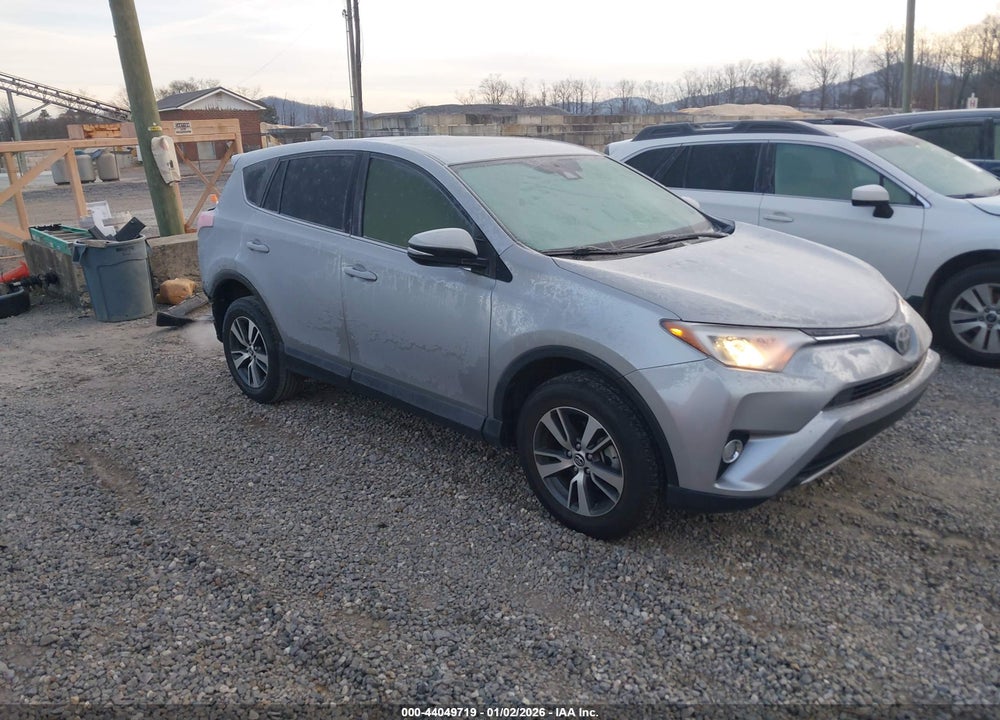 2018 TOYOTA RAV4 XLE VIN: JTMRFREV7JJ251883