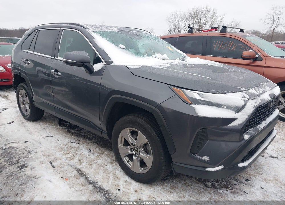 2022 TOYOTA RAV4 XLE VIN: 2T3P1RFV6NW281162