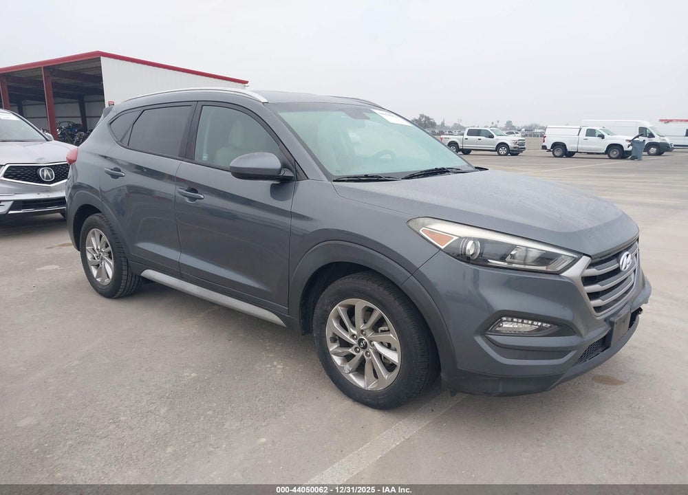 2018 HYUNDAI TUCSON SEL VIN: KM8J33A47JU673131