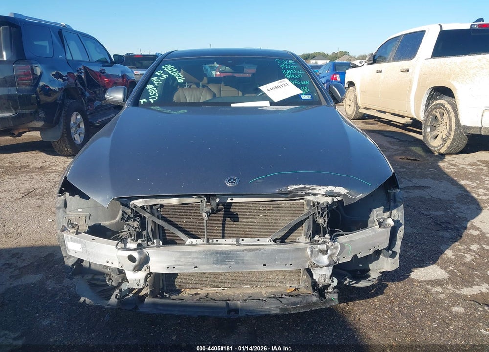 2018 MERCEDES-BENZ E 300 VIN: WDDZF4JB4JA320372